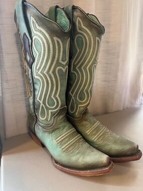 Women’s Corral Snip Toe Turquoise Western Boot